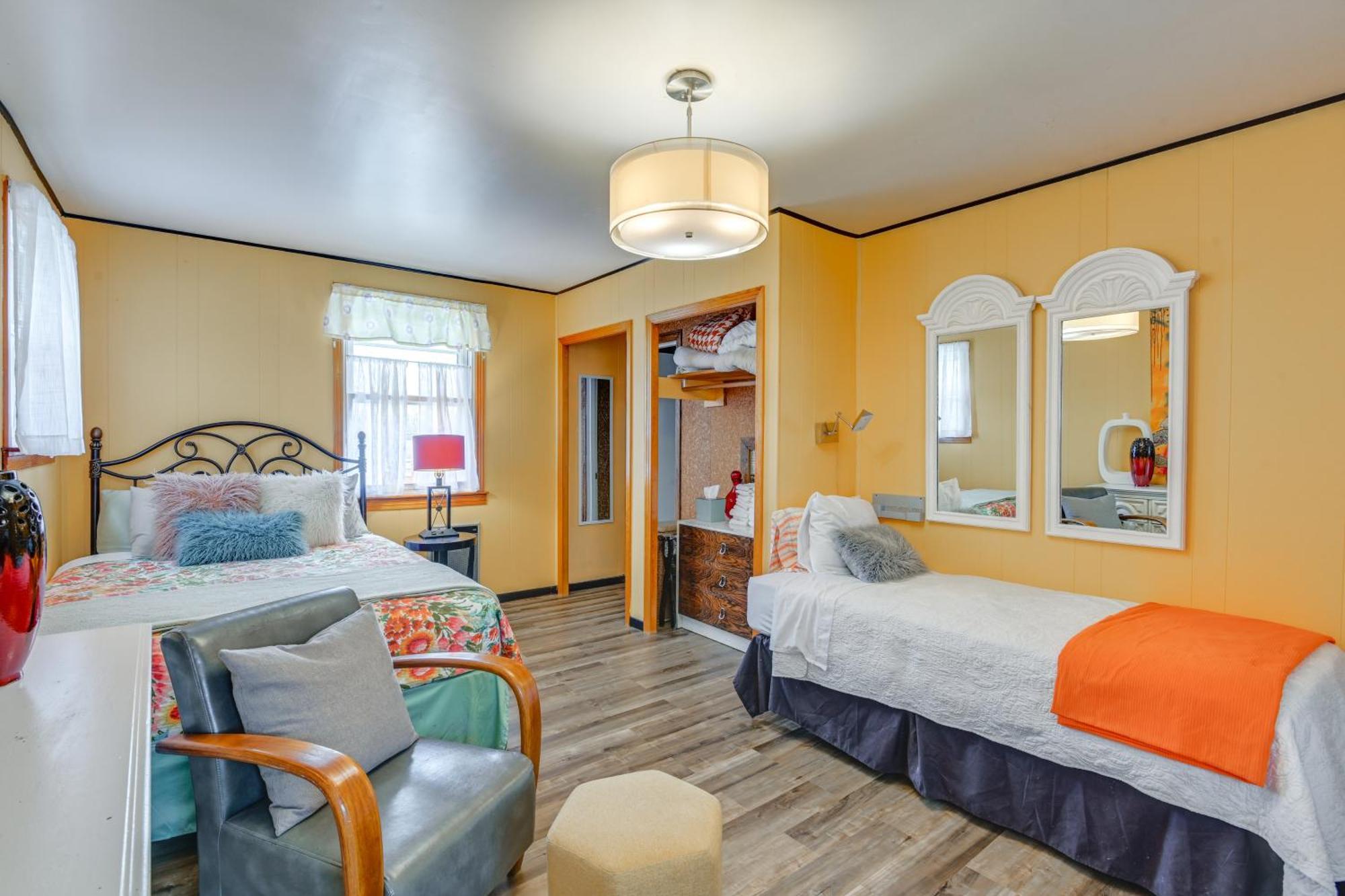 6 Mi To Downtown 70S-Themed Home In Nashville! Zewnętrze zdjęcie