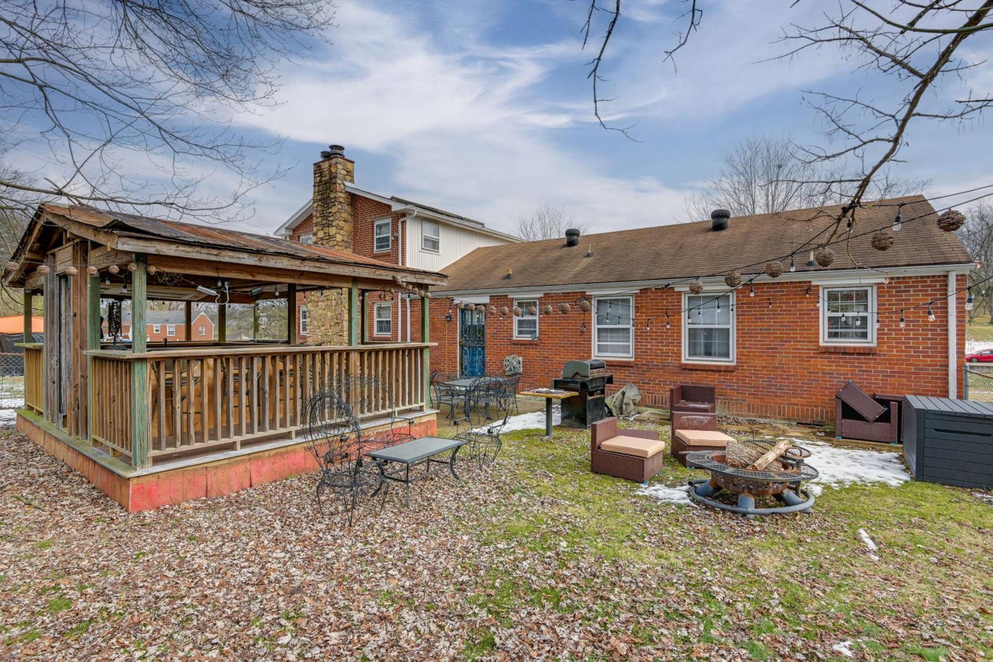 6 Mi To Downtown 70S-Themed Home In Nashville! Zewnętrze zdjęcie